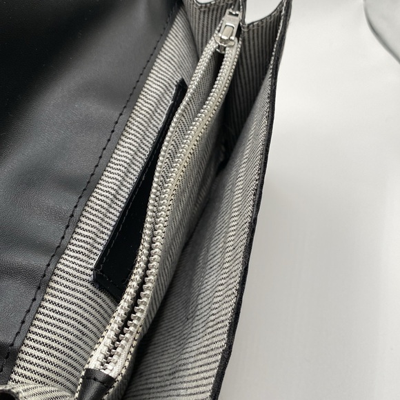 October Jaipur Vegan Leather Clutch - Picture 4 of 5